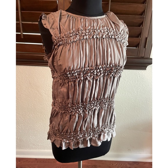 Ryu Tops - RYU 100% silk too in Gray L